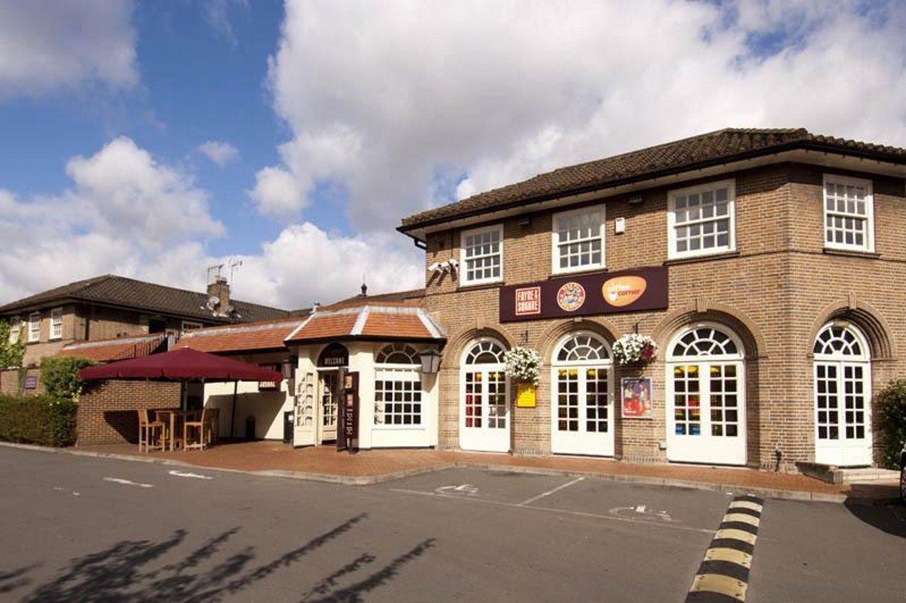 Premier Inn London Greenford 외부 사진