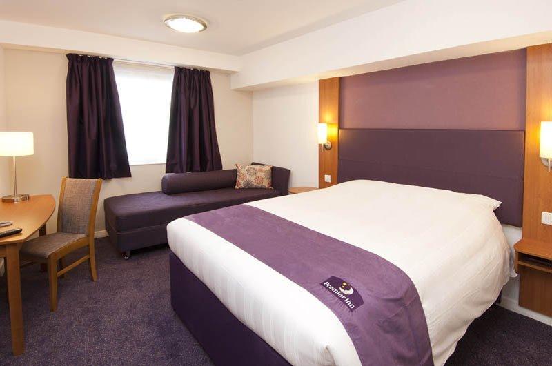 Premier Inn London Greenford 외부 사진